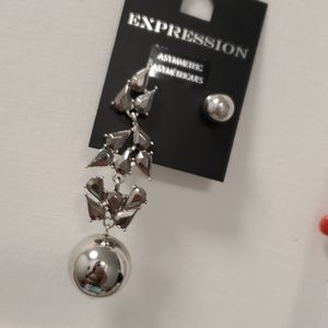 EXPRESSION Asymmetric earrings